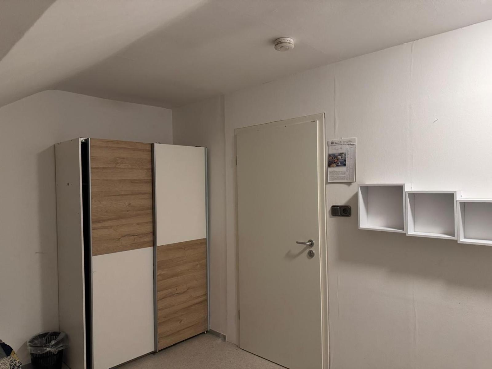 Ferienzeit Apartment คาร์ลสรูเฮอ ภายนอก รูปภาพ